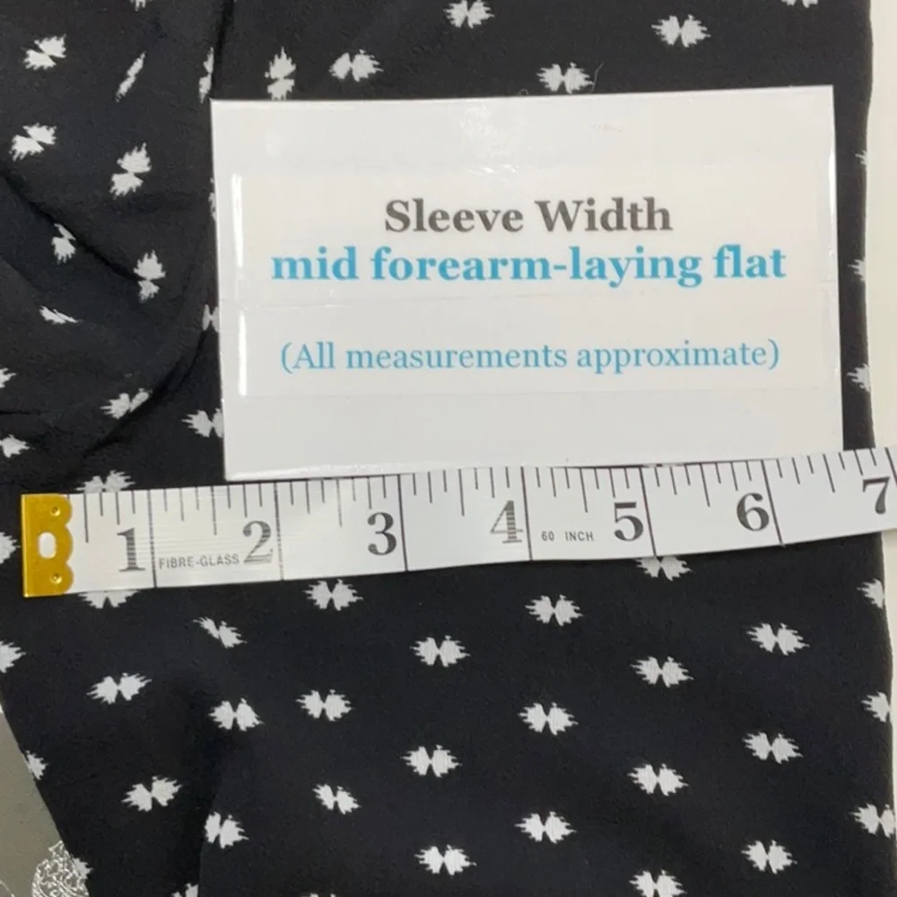 Vince Camuto Long Sleeve Faux Wrap Blouse Black White Large - Picture 12 of 14